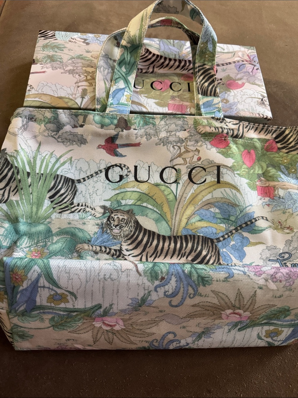 Gucci Cream Multicolor Floral & Tiger Canvas Tote Medium New